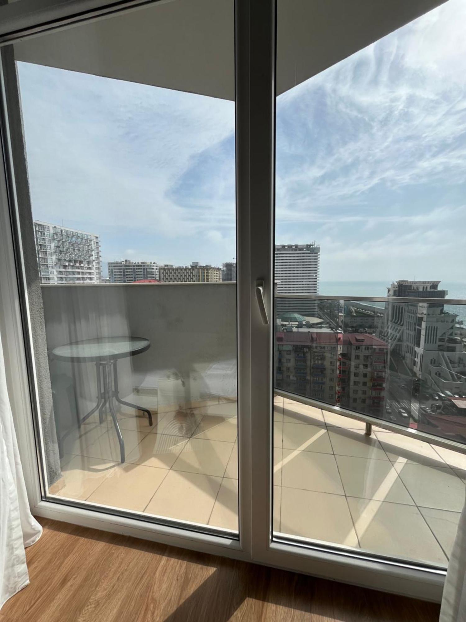 Apartamento Sea Towers Lux 17-05 Batumi Exterior foto